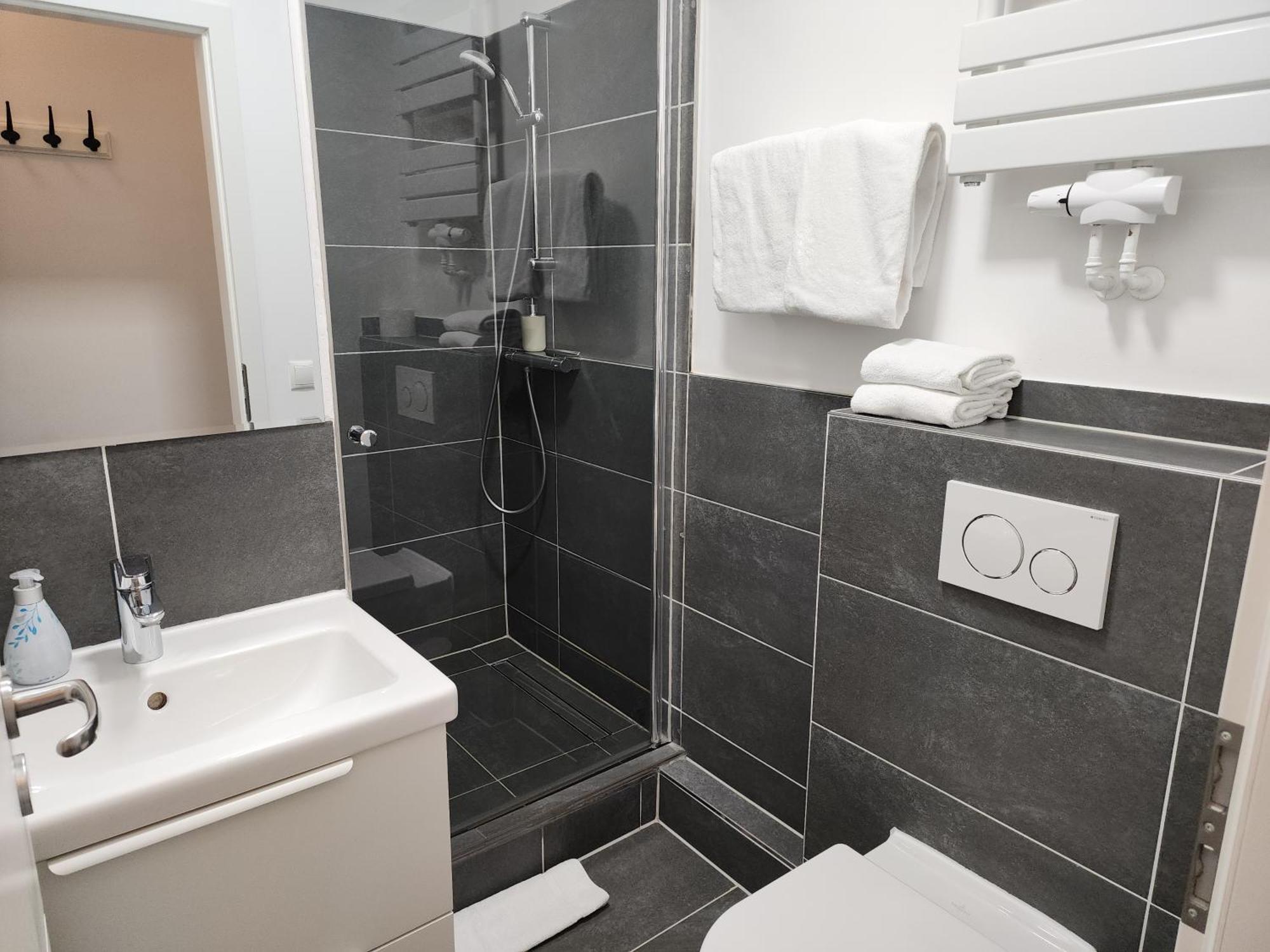 Davin City Aparments - Self-Check-In Hamborg Eksteriør billede